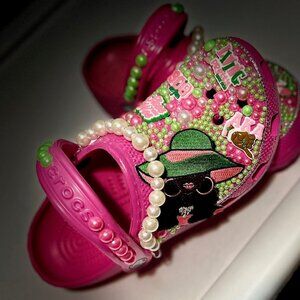 customized crocs